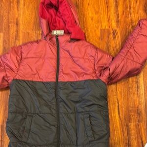 Puffer Jacket Red and Black Quilted Insulation NWT